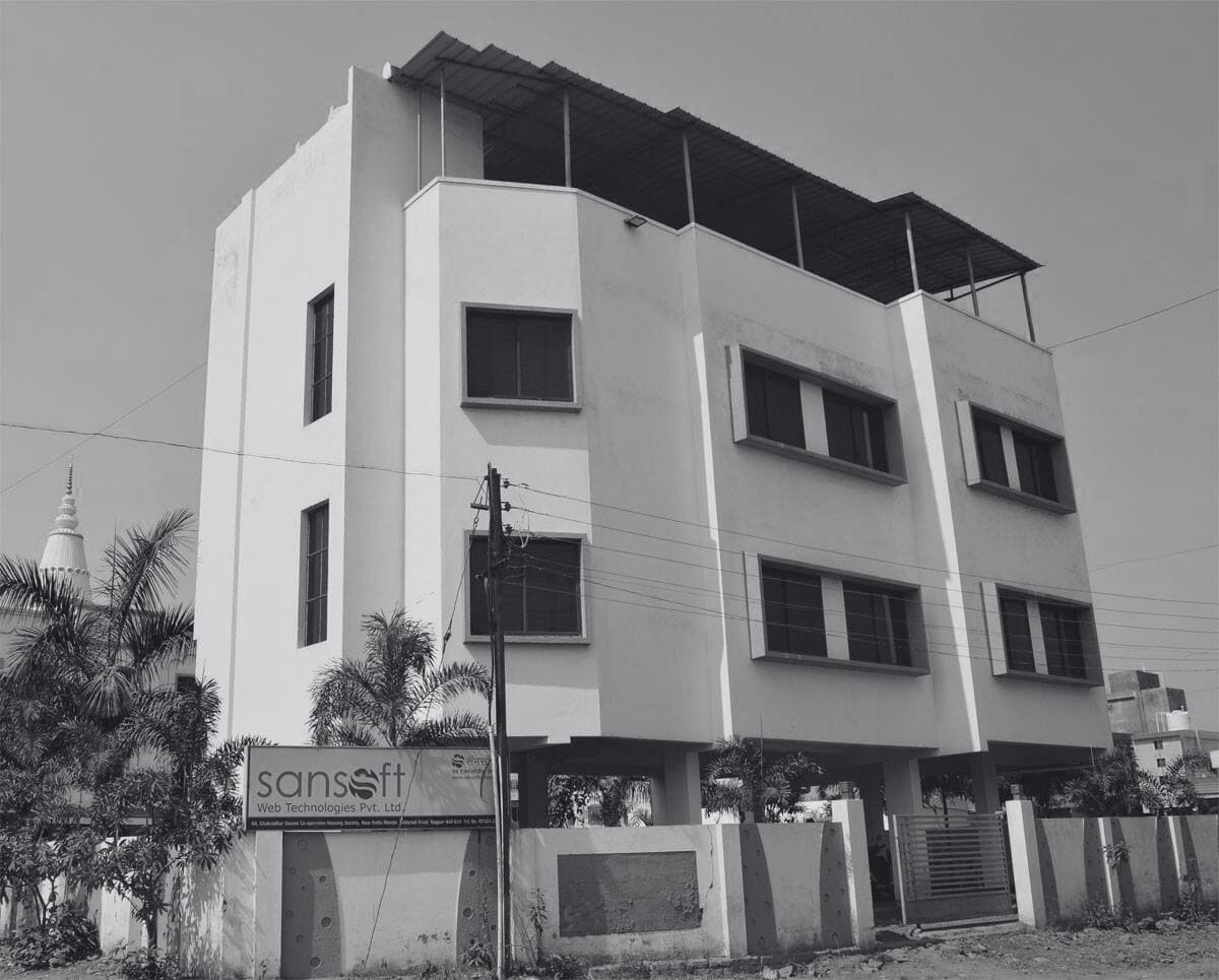 The completed Sansoft office building in Nagpur